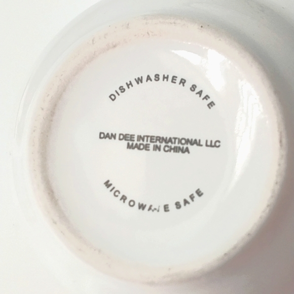 "XOXO" Dan Dee International LLC Coffee Tea Ceramic Mug - Picture 3 of 4